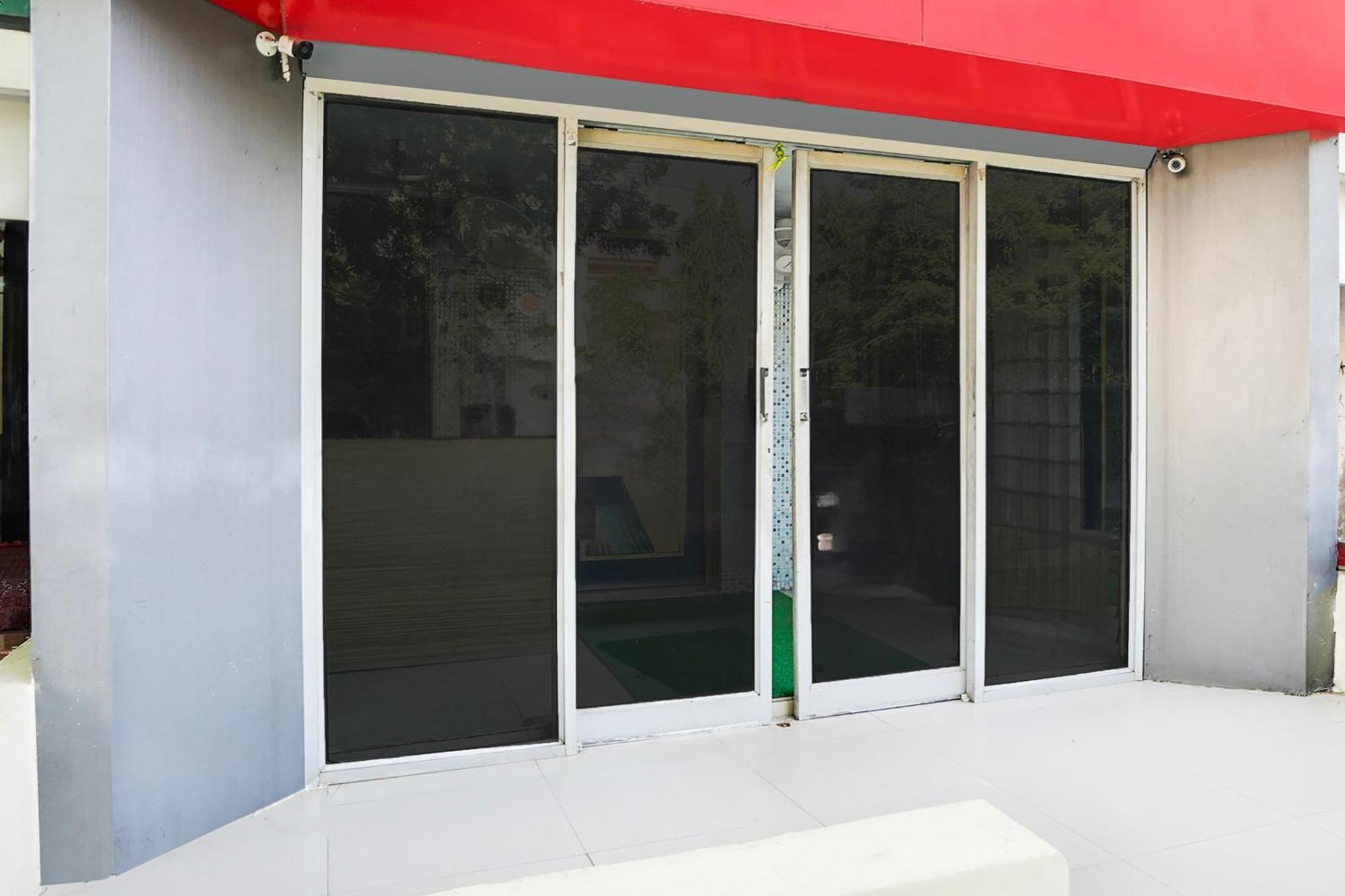 Hotel O Vibrant Residency Ahmedabad Exterior photo